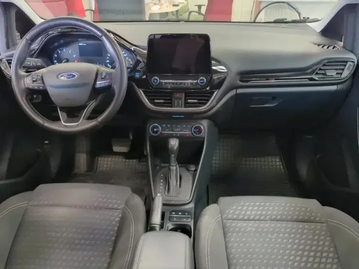 Ford Fiesta 1.0 EcoBoost 7DCT mHEV Titanium