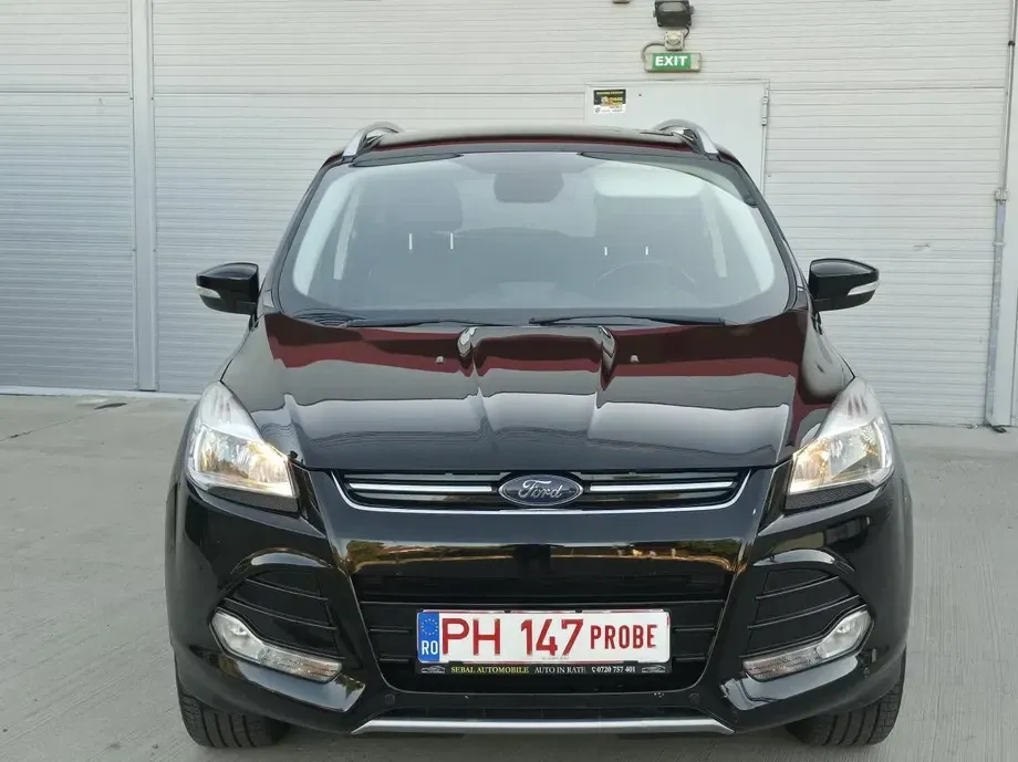 Ford Kuga II 2.0 TDCi 2x4 Titanium — imagine 2