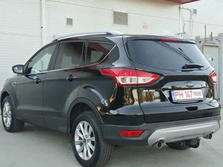 Ford Kuga II 2.0 TDCi 2x4 Titanium