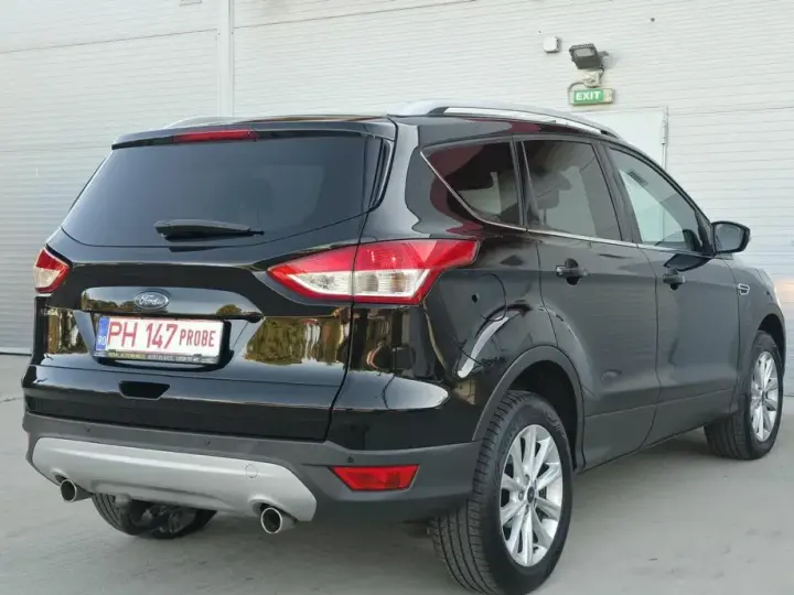Ford Kuga II 2.0 TDCi 2x4 Titanium