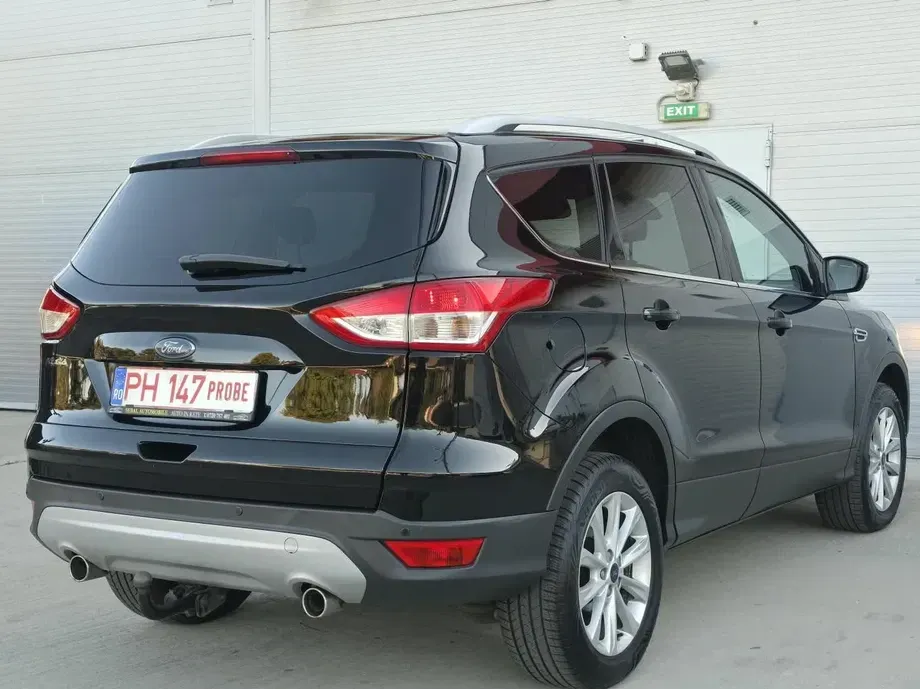 Ford Kuga II 2.0 TDCi 2x4 Titanium — imagine 6