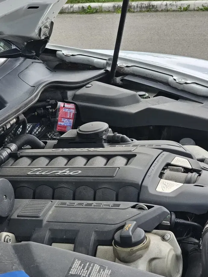 Porsche Cayenne Turbo V8 4.8L Aut. — imagine 5