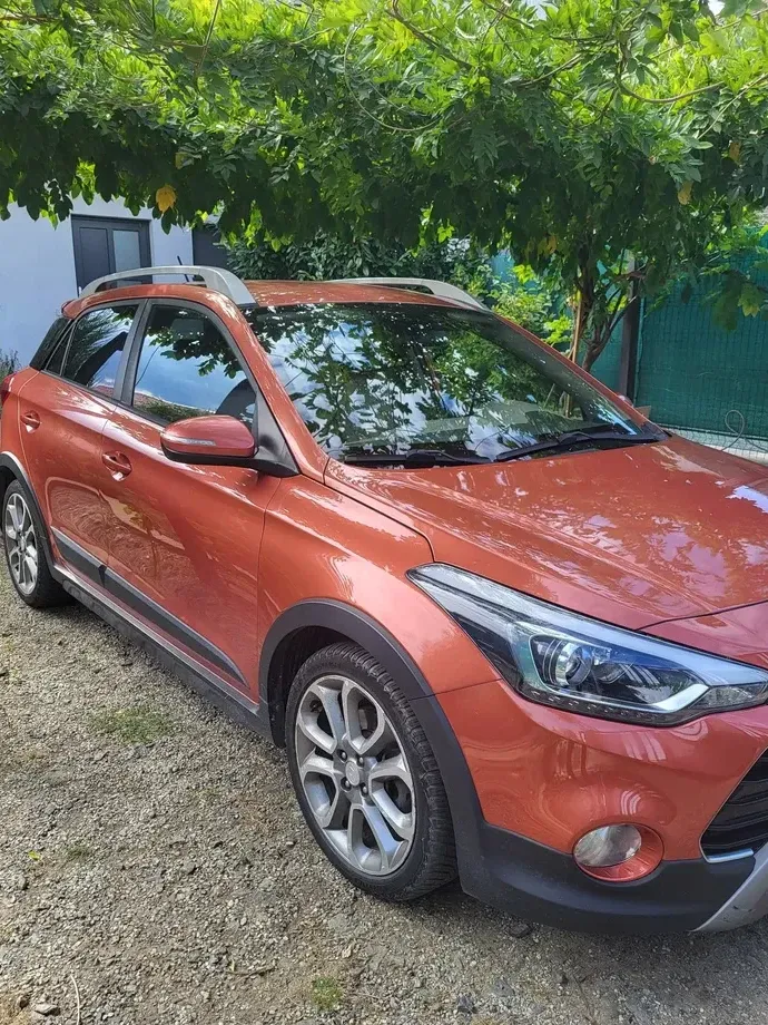 Hyundai i20 II 1.0 T-GDI M/T ISG LED Line — imagine 4