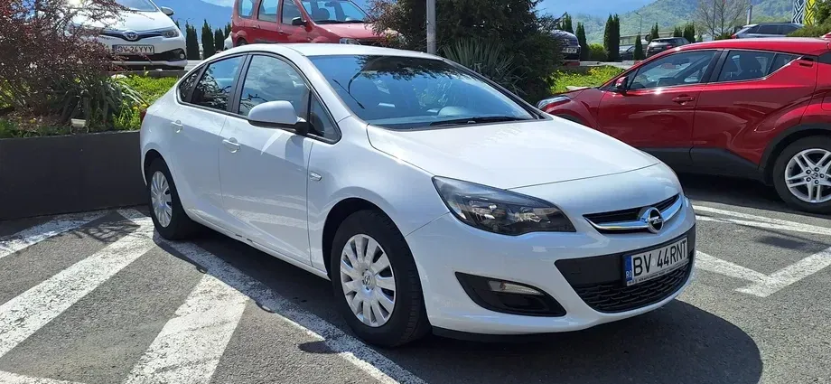 Opel Astra J 1.4 Turbo ECOTEC Enjoy — imagine 2