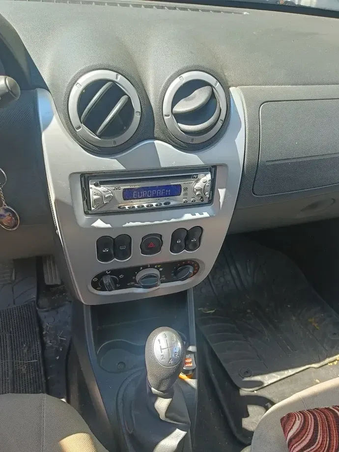 Dacia Sandero I — imagine 5