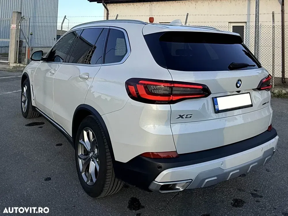 BMW X5 — imagine 5