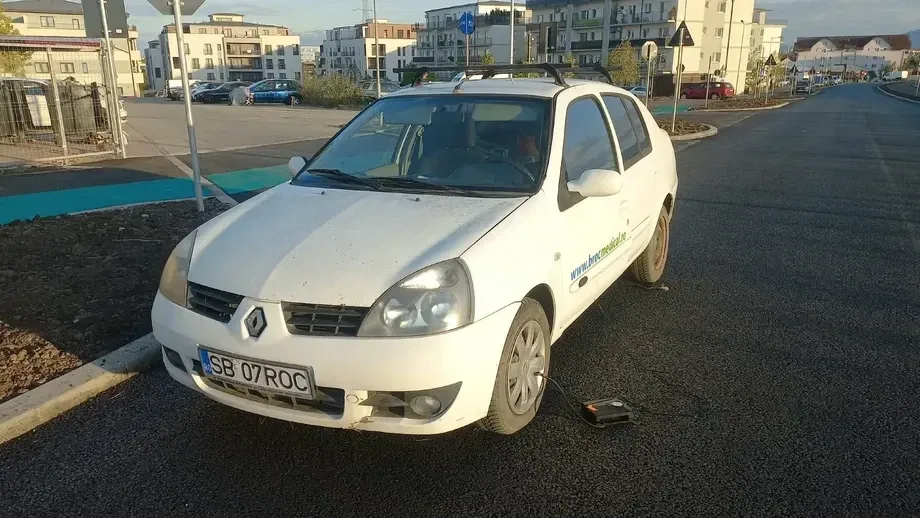 Renault Symbol — imagine 3