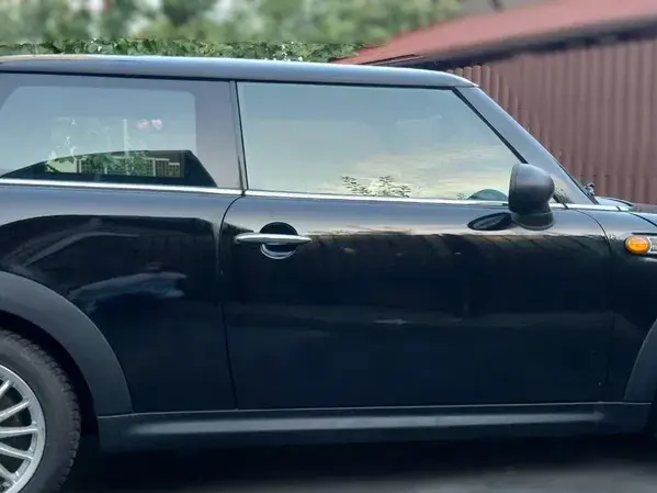 MINI ONE Minimalism