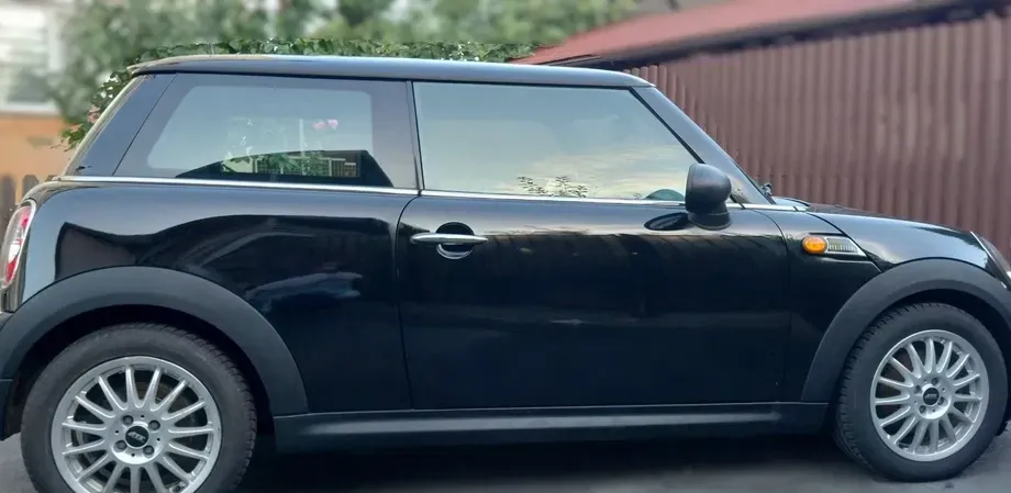MINI ONE Minimalism — imagine 5