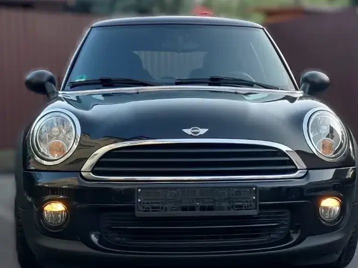 MINI ONE Minimalism