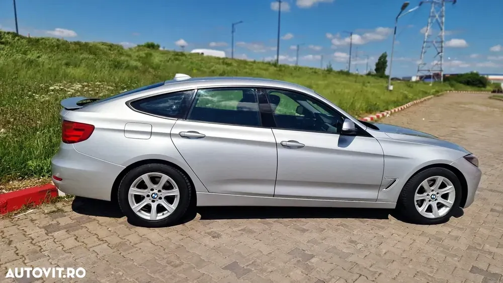 BMW Seria 3 F30/F31/F34 [2011 - 2019] 320d Aut. Sport Line — imagine 2