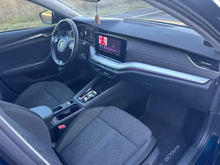 Škoda Octavia IV 2.0 TDI DSG Style