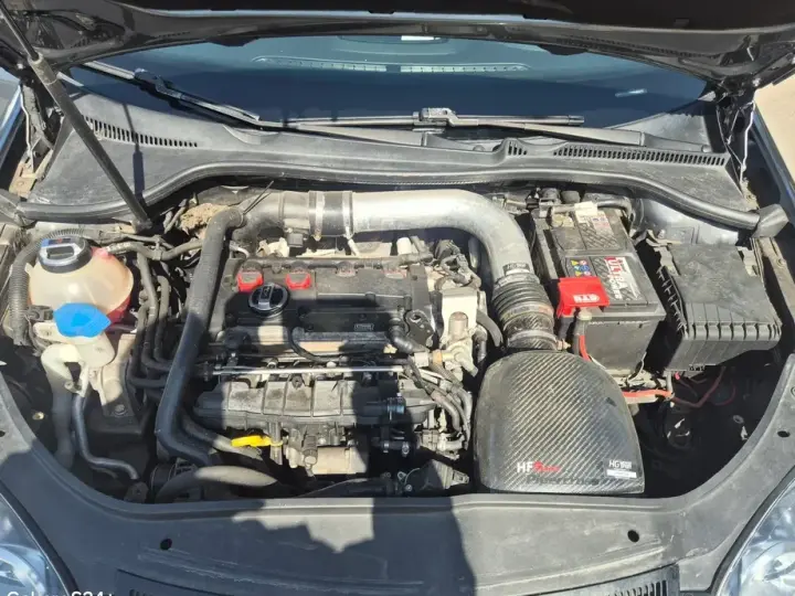 Volkswagen Jetta A5 2.0 Turbo FSI Sportline
