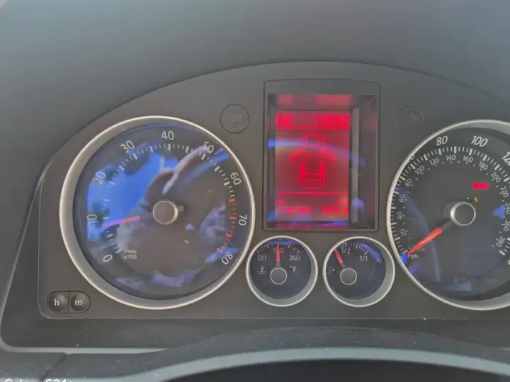 Volkswagen Jetta A5 2.0 Turbo FSI Sportline