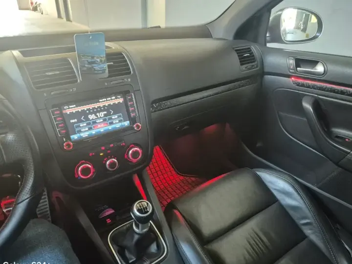 Volkswagen Jetta A5 2.0 Turbo FSI Sportline