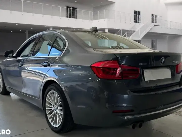 BMW Seria 3 320d xDrive AT Luxury Line