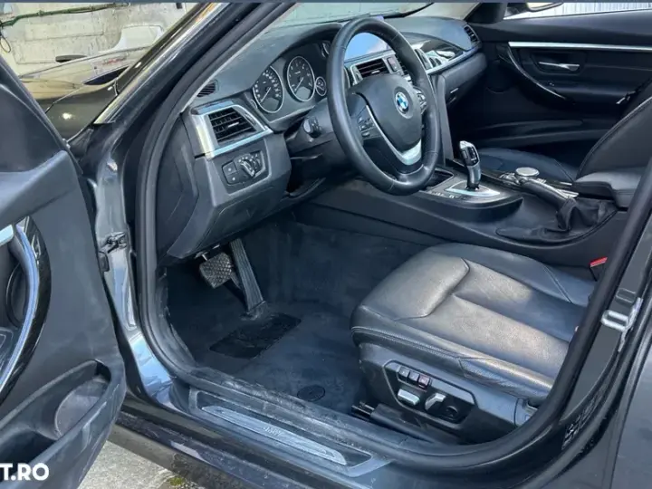 BMW Seria 3 320d xDrive AT Luxury Line