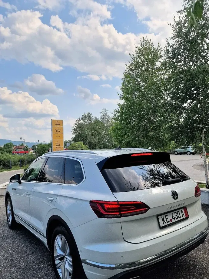 Volkswagen Touareg — imagine 4
