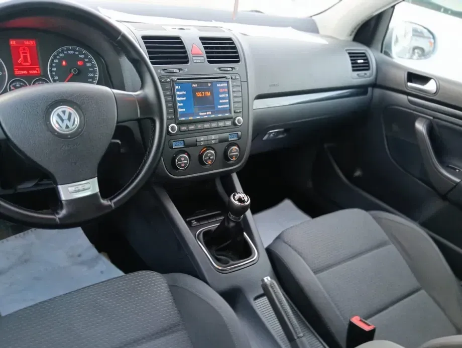 Volkswagen Golf V 1.9 TDI GT Sport — imagine 2