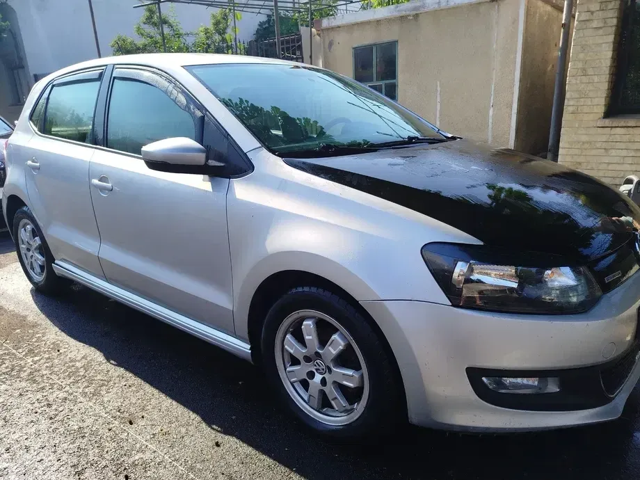Volkswagen Polo V 1.2 TDI Blue Motion — imagine 3
