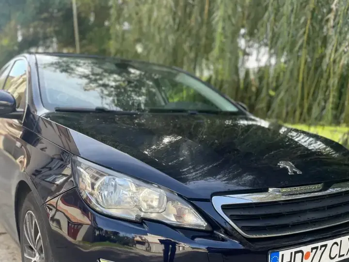 Peugeot 308 II