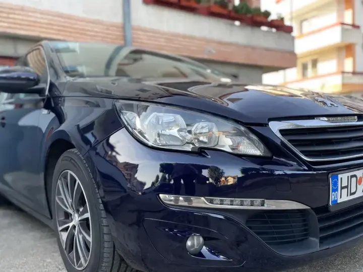 Peugeot 308 II
