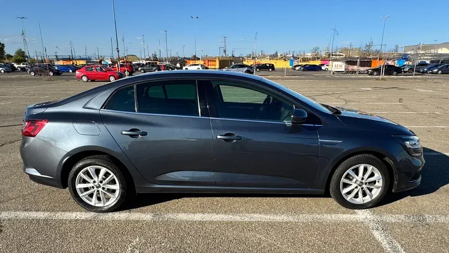 Renault Mégane IV Energy dCi Zen — imagine 4