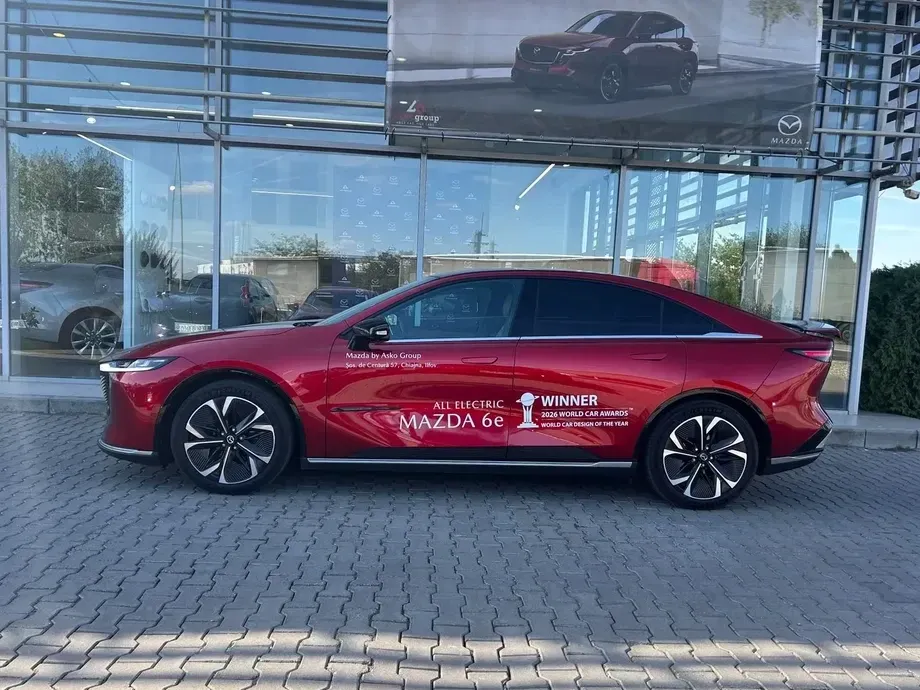 Mazda 6e 68 kW BEV Takumi Plus — imagine 3