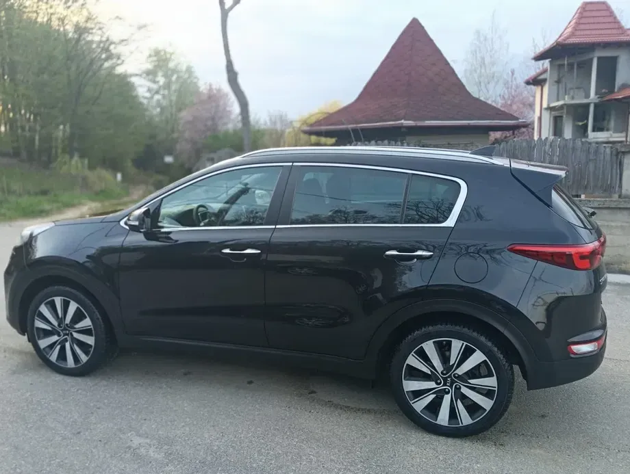 Kia Sportage IV 1.7 CRDI 2WD Spirit — imagine 4