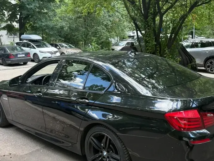 BMW Seria 5 F10/F11/F07 520d Aut.