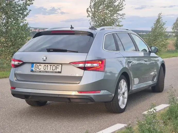 Škoda Superb III
