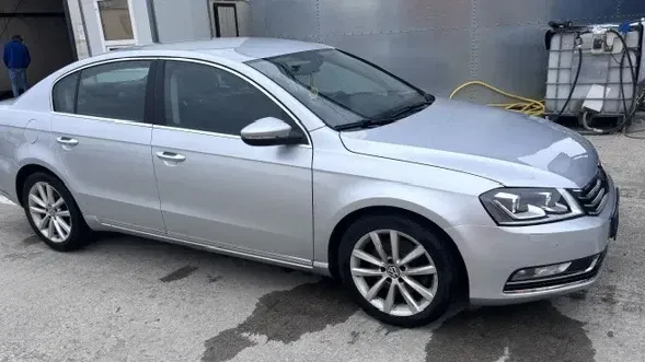Volkswagen Passat — imagine 2