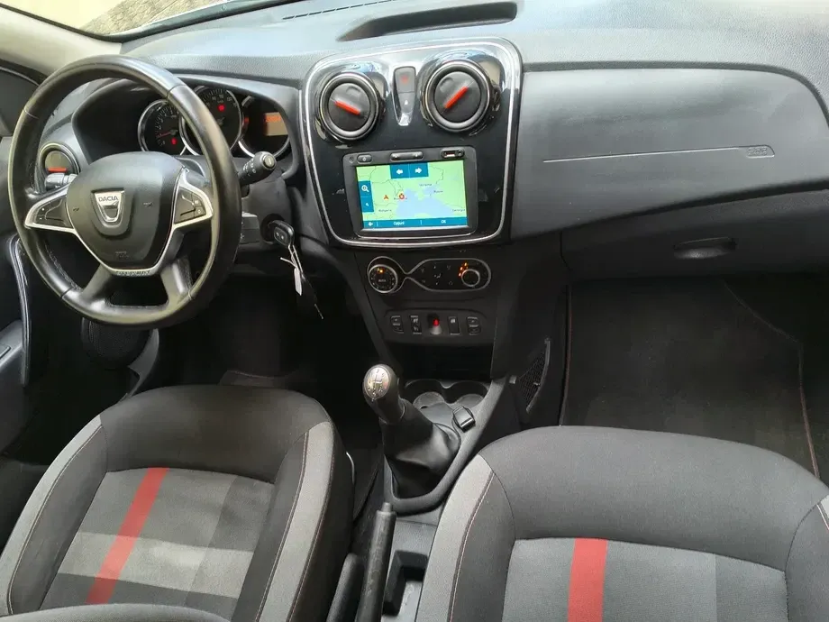 Dacia Logan MCV Blue dCi 95 Stepway — imagine 6