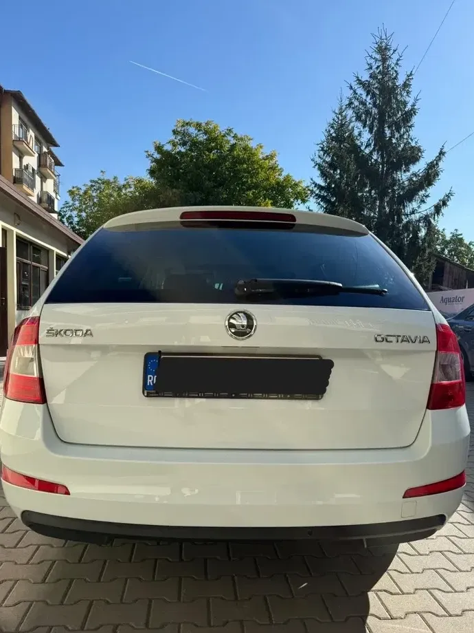 Škoda Octavia — imagine 2