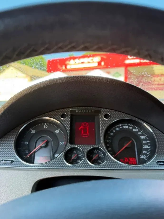 Volkswagen Passat B6 2.0 TDI Sportline DPF DSG — imagine 6