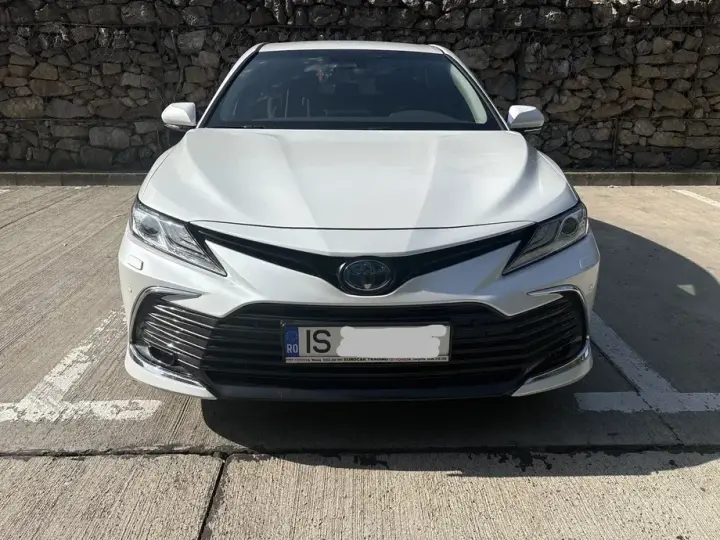 Toyota Camry VIII