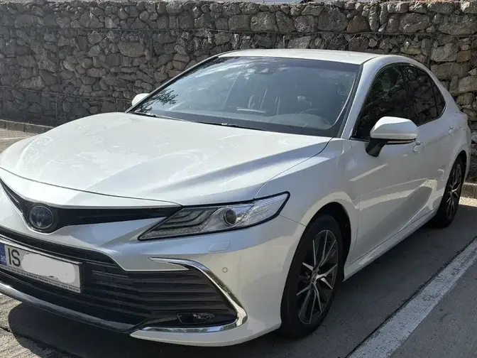 Toyota Camry VIII