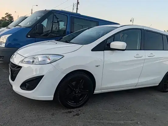 Mazda 5 II