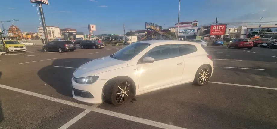 Volkswagen Scirocco 2.0 TDI DPF — imagine 2