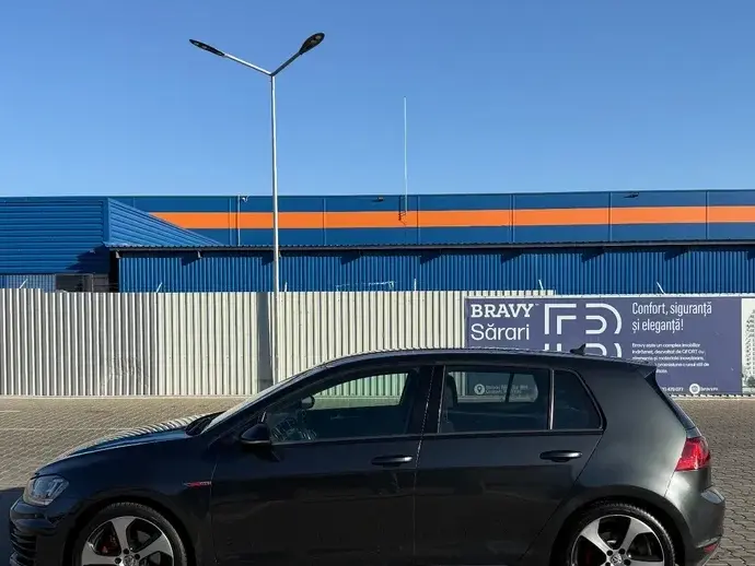 Volkswagen Golf VII 2.0 TSI BMT DSG GTI