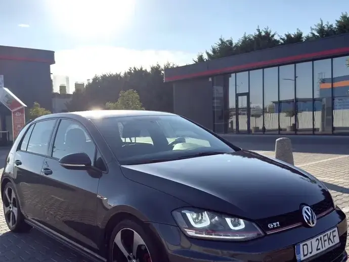 Volkswagen Golf VII 2.0 TSI BMT DSG GTI