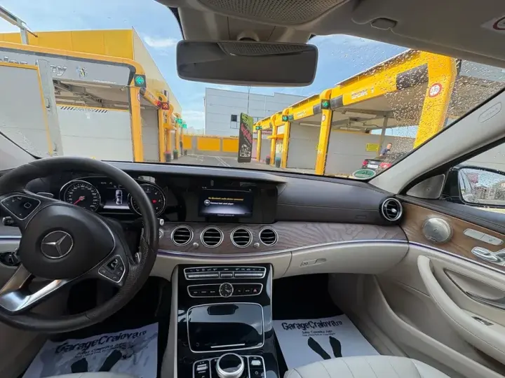 Mercedes-Benz E W212