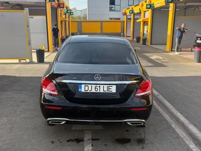 Mercedes-Benz E W212