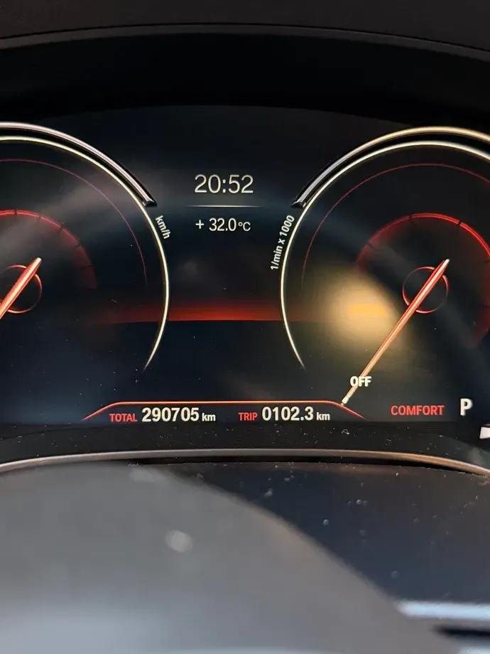 BMW Seria 5 G30/G31 520d AT — imagine 6