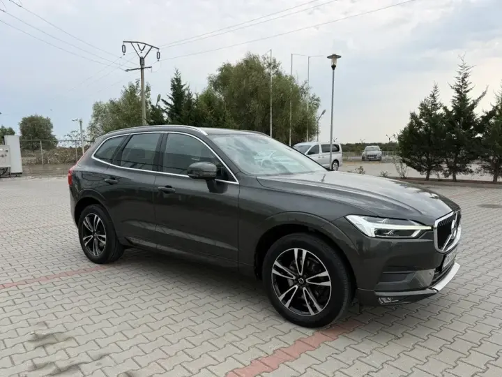 Volvo XC 60 II D4 Geartronic Momentum Pro