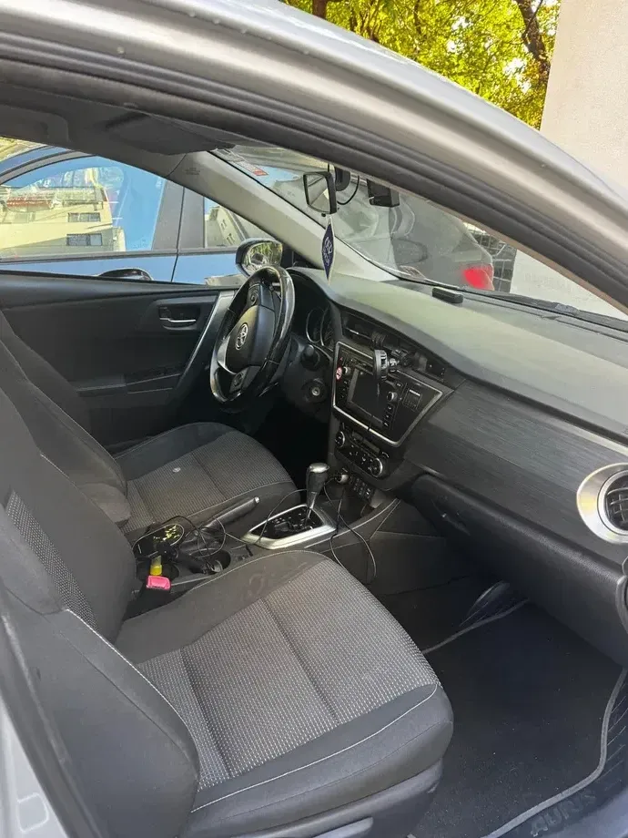 Toyota Auris II — imagine 4