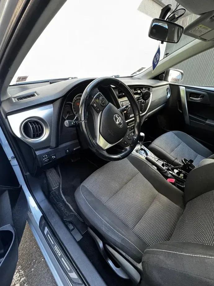 Toyota Auris II — imagine 2