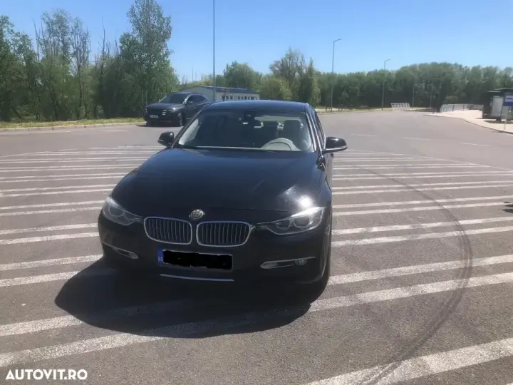 BMW Seria 3 F30/F31/F34 [2011 - 2019] 320d Aut. Luxury Line