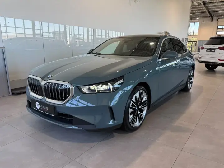 BMW Seria 5 G60/G61 520d xDrive AT MHEV