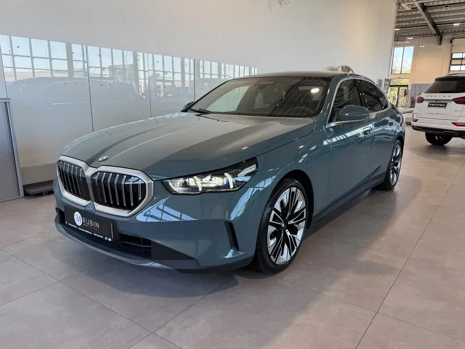 BMW Seria 5 G60/G61 520d xDrive AT MHEV — imagine 5